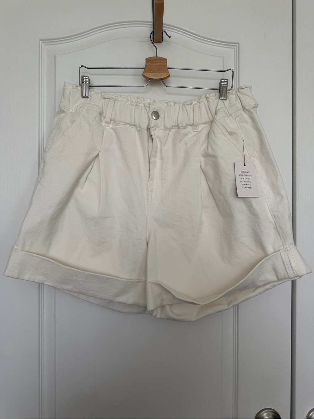 NWT Eloquii Women’s Cream High-Waist Paperbag Denim Shorts size 16